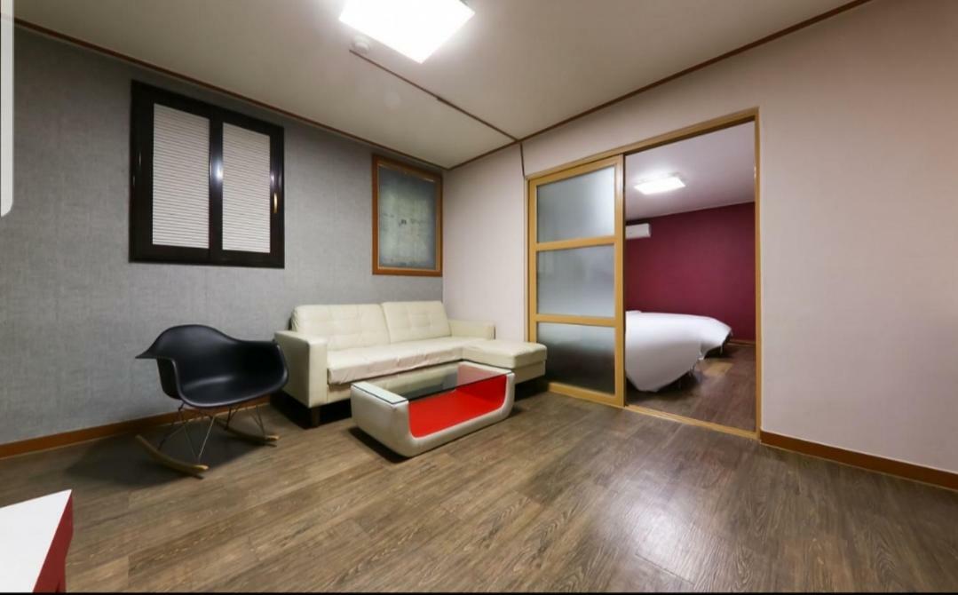 Firenze Motel Asan Exteriér fotografie