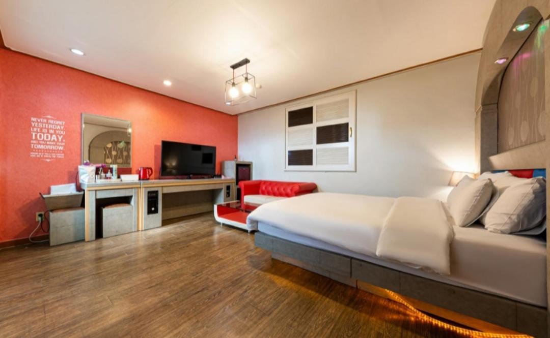 Firenze Motel Asan Exteriér fotografie
